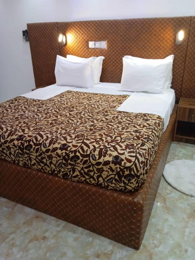 Cheers Guesthouse Botianaw 외부 사진